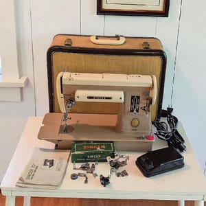 Singer 301A LBOW Slant-O-Matic Sewing Machine with case and foot controller 1957