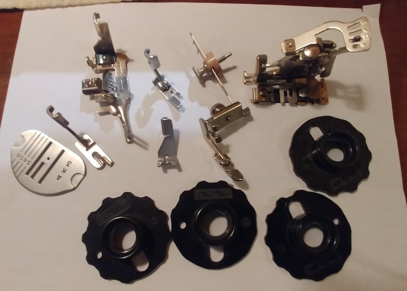 Singer 401A Sewing Machine 1961 With Accessories Etsy