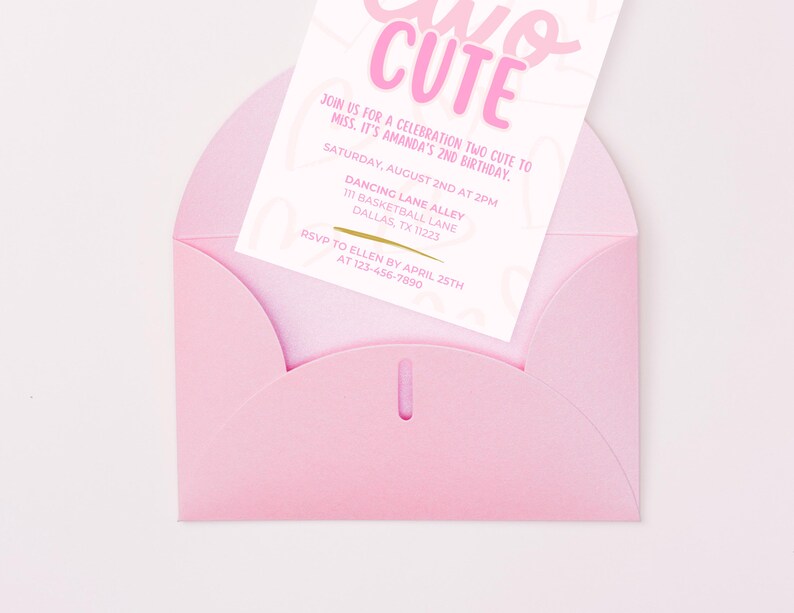 Dois convites fofos de aniversário | Convite rosa para menina de 2 anos | Aniversário de 2 anos de menina | Dois convites fofos | Tema de coração | Download digital Canva imagem 10