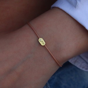 Pulsera de hilo de diamantes personalizada, pulsera grabada en oro macizo de 14 quilates, pulsera de cordón con inicial personalizada, pulsera de hilo con letra de la amistad