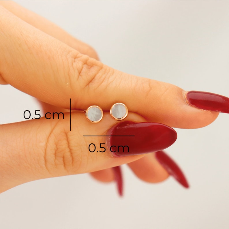 14K Solid Gold Mother of Pearl Round Stud Earrings, Tiny Round Earrings, Dainty Circle Earrings, Solid Gold Round Earrings, Gift for Her
