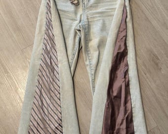 Transformación de prendas vaqueras de segunda mano