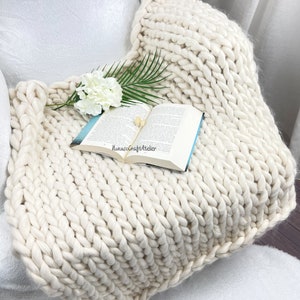 Chunky Knit Merino Wool Blanket: Arm Knit Giant Throw