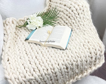 Chunky Knit Merino Wool Blanket: Arm Knit Giant Throw