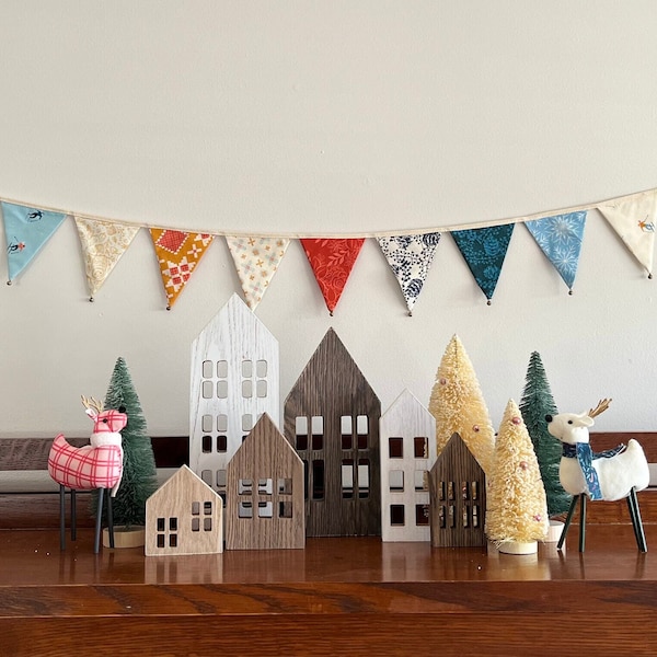 Festive Winter Bunting - Christmas Holiday Garland - Winterglow Fabric - Fireplace Mantel - Skiing - Snowflakes - Pinecones - Scandi Art