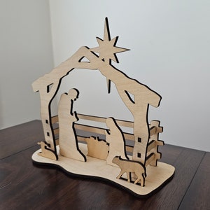 Drewniana szopka, zestaw do wykonania szopki bożonarodzeniowej, niedokończona szopka DIY, szopka 3D z drewna, zestaw do projektu szopki.