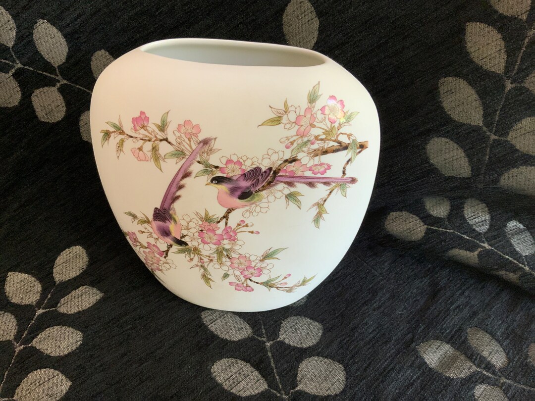 Vintage Yamaji Porcelain Vase. Etsy