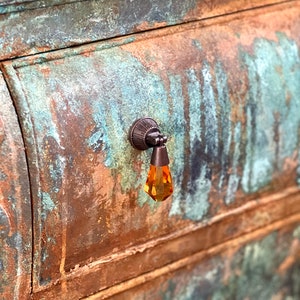 Learn how to paint Rust and Patina Furniture in our online workshop!