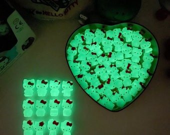 Glow in the Dark Hello Kitty Minifigures, Sanrio Rare Edition