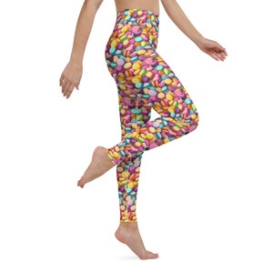 Macaron Print Yoga Leggings: High Waist Activewear