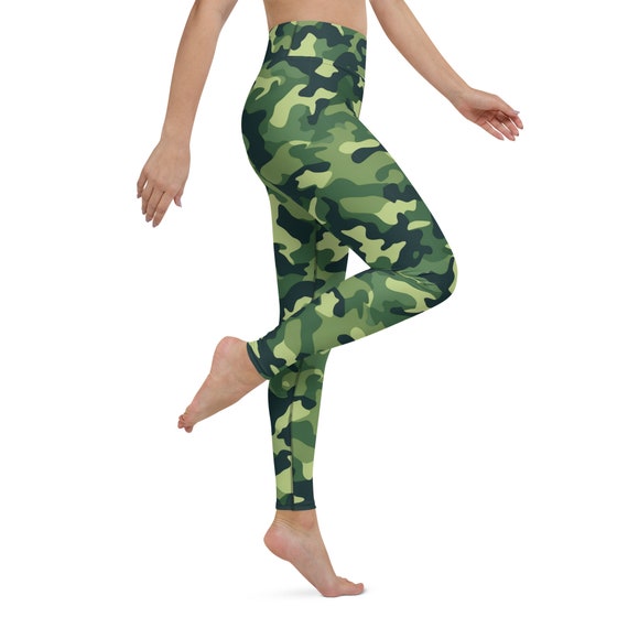 Leggings de cintura alta con estampado de camuflaje verde: mallas