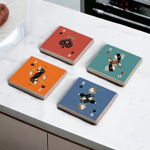 Ensemble de sous-verres en pierre, cartes à jouer roi et reine, sous-verres en bois, cartes de poker, cartes de blackjack, cartes de jeu, cadeaux de jeu