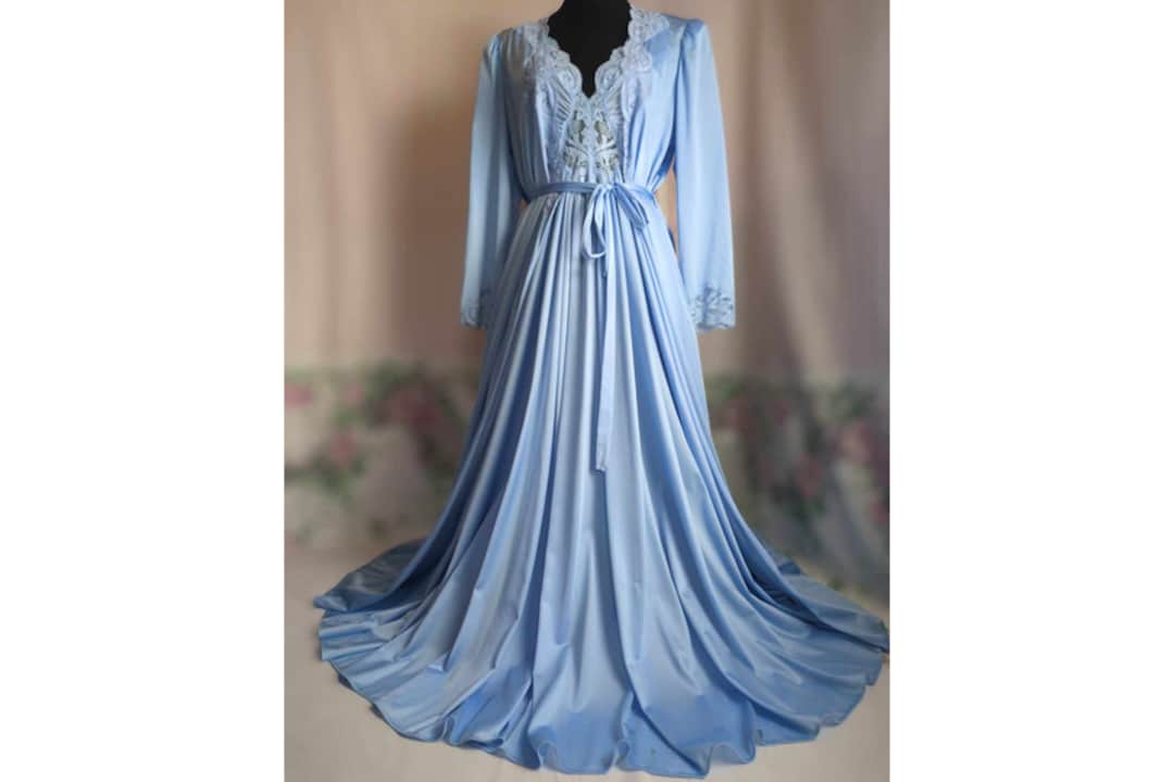 L Vintage Olga Nightgown & Robe Set Satin Lace Trim in Etsy