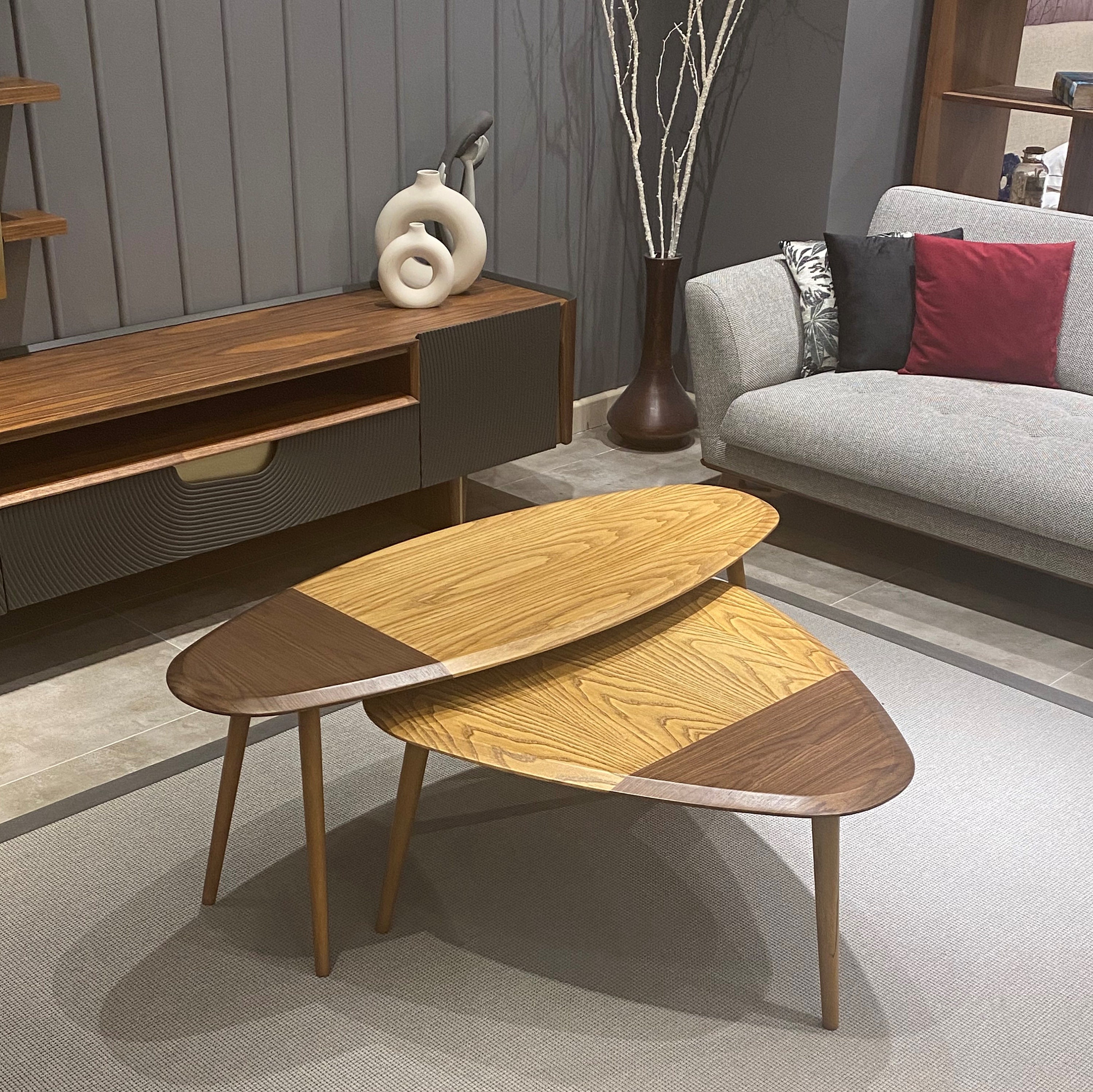 Wooden Oak Walnut Veneer Coffee Table, Mid Century Modern Coffee Table