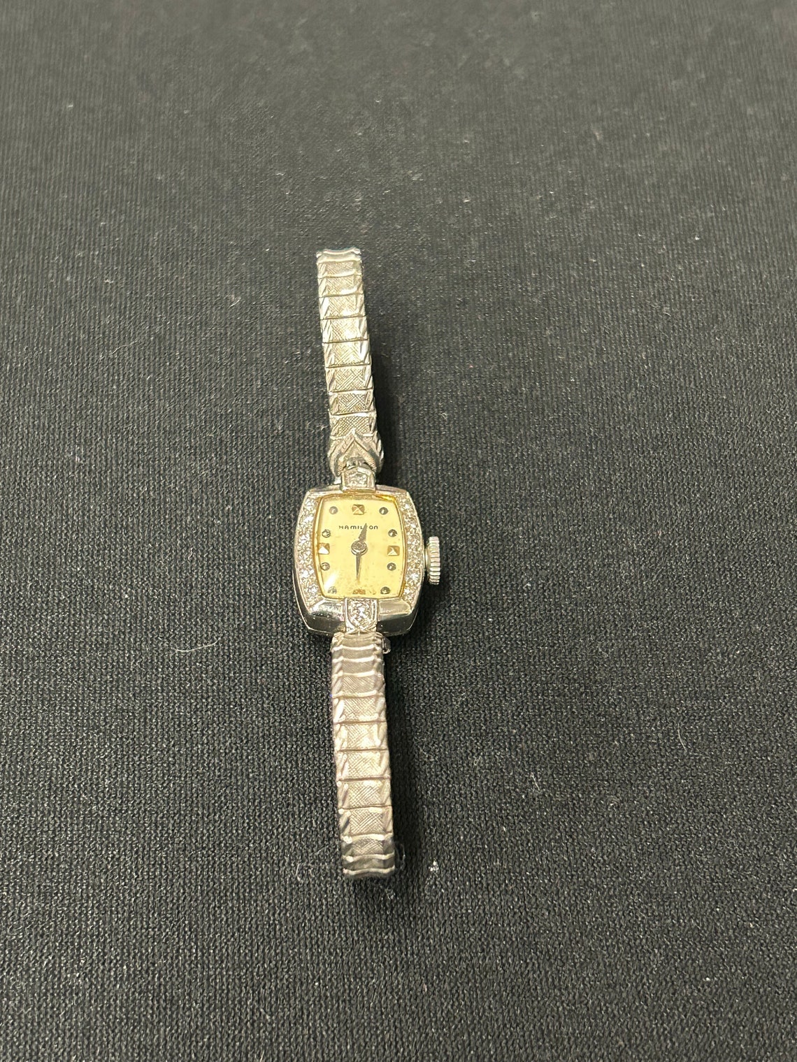 Montre Femme Hamilton Or Blanc 14K Avec Pierres Transparentes - Occasion - Pièce Magnifique
