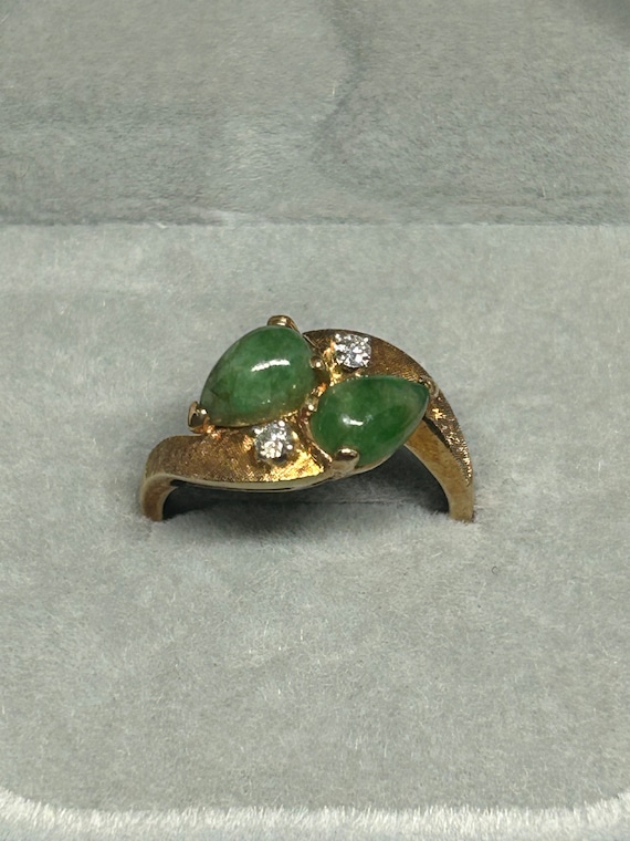 Jadeite jade and diamond 14K Gold Ring