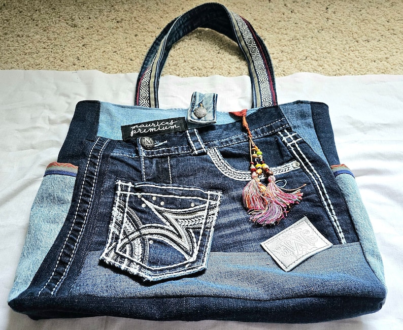 Everyday Shopper Tote Bag, Functional Fashionable Shoulder Bag ,side ...