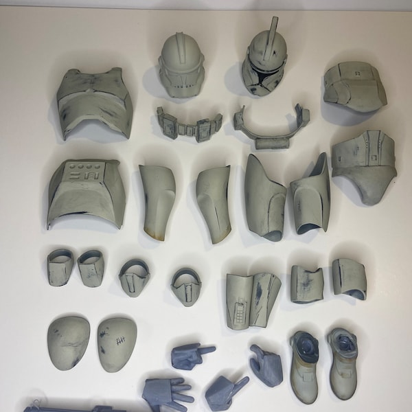 1/6 scale clone trooper model kit (phase 1 & 2 helmets included)