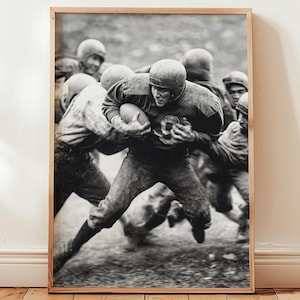 Vintage Black and White American Football Poster, Retro 1940s Football Photography Poster Print, Trendy Vintage Man Cave Sports Poster