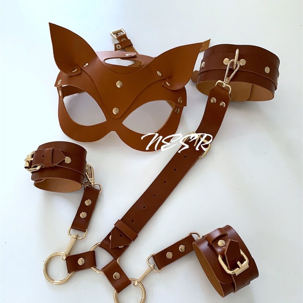 Leather Collar and Handcuff, Harness for Women, Cuffs and Collar Choker