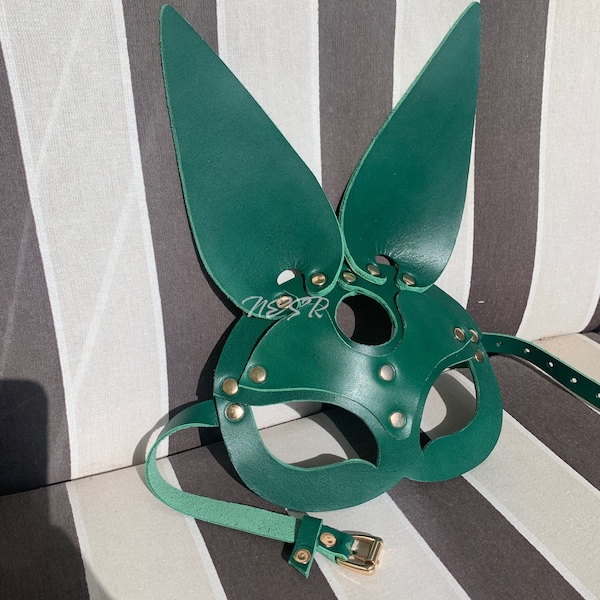 Rabbit mask in leather (choose color)