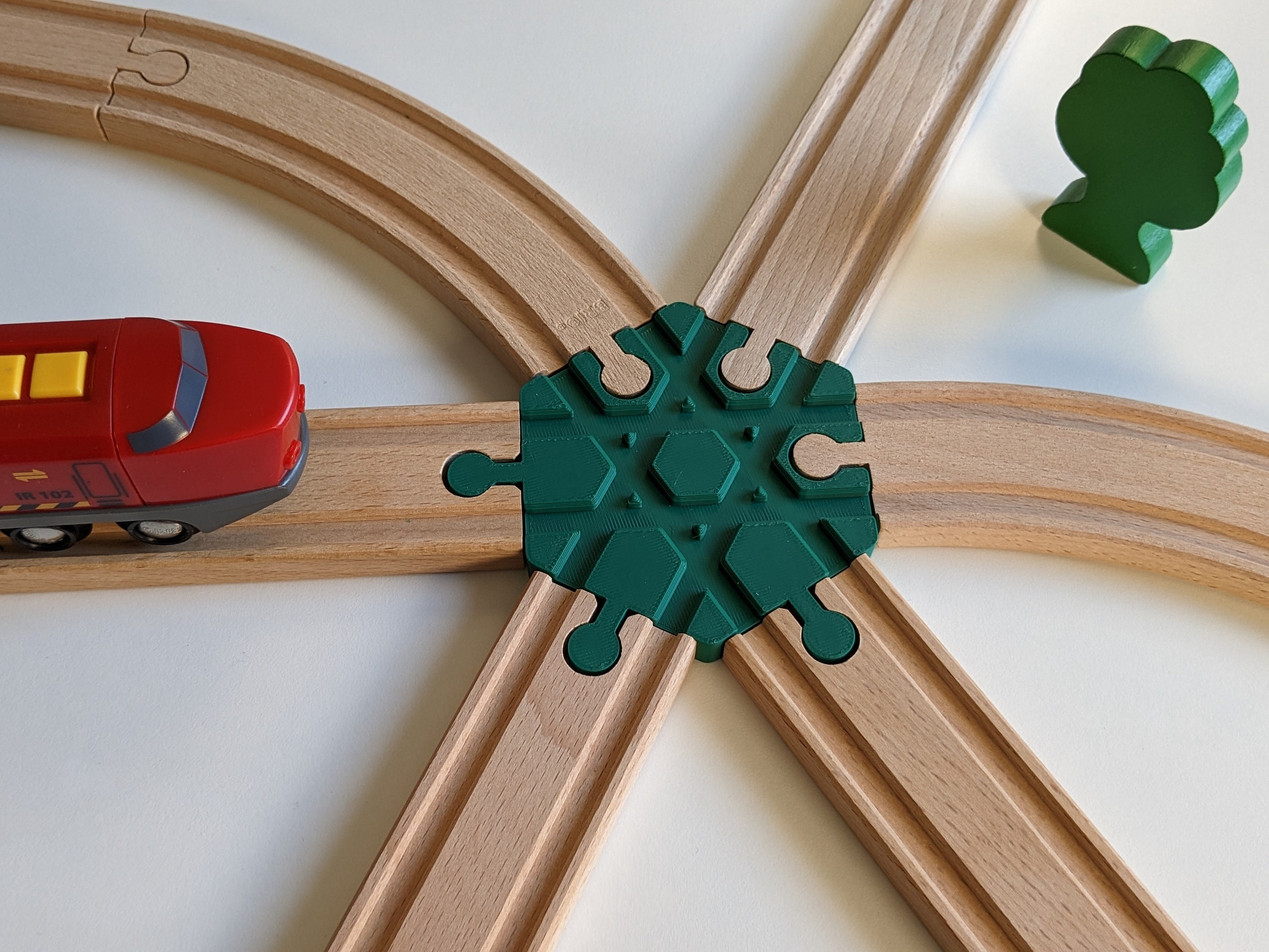 Set de autopista tren madera Playtive de Lidl di seconda mano per 15 EUR su  Alcobendas su WALLAPOP