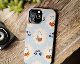 Miffy, diseño floral, funda de teléfono estética azul coqueta para iPhone 15 14 13 12 Pro Max, Samsung Galaxy S24 S23 S22 S21