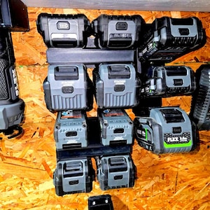 4 Way Sliding Mount Battery Holder. Flex 24v Compatible