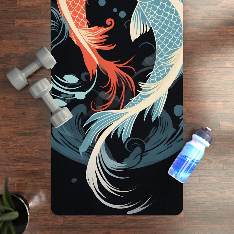 Tappetino da yoga in gomma Koi Yin Yang, in microfibra premium, confortevole, con superficie spessa, design unico, supporto antiscivolo per stretching e fitness immagine 6