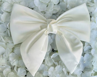 Wedding Hair Bow | White Bride Bow | Hen Party Bow | Wedding Bow | Hair Bow | Bride to Be Gift