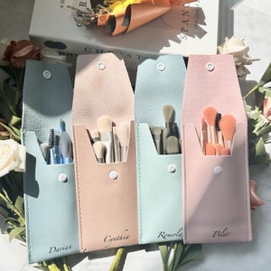 Personalized Makeup Brushes Bag, Custom Bridesmaid Gift, Gift for Her, Bridesmaid Party, Travel Makeup Brushes Bag, Mom Gift, Wedding Favor