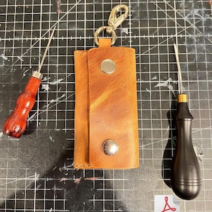Leder Schlüsselanhänger Muster Geldbörse: DIY Schlüsseletui (PDF Download)