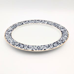 William Sonoma Dinner Platter: Large Oval Porcelain with Gold Rim