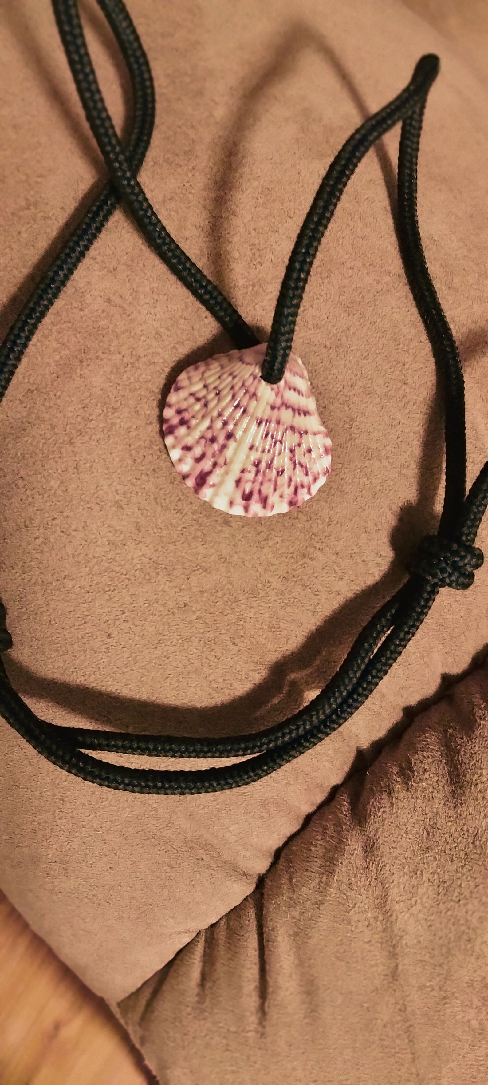 SCALLOP SHELL NECKLACE on a Rope Cord Handmade to Resemble the One off