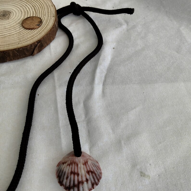 SCALLOP SHELL NECKLACE on a Rope Cord Handmade to Resemble the One off