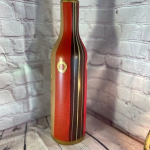 vase en poterie vintage/moderne. Vase rouge, doré et noir, vase au design moderne et élégant, probablement du milieu des années 90