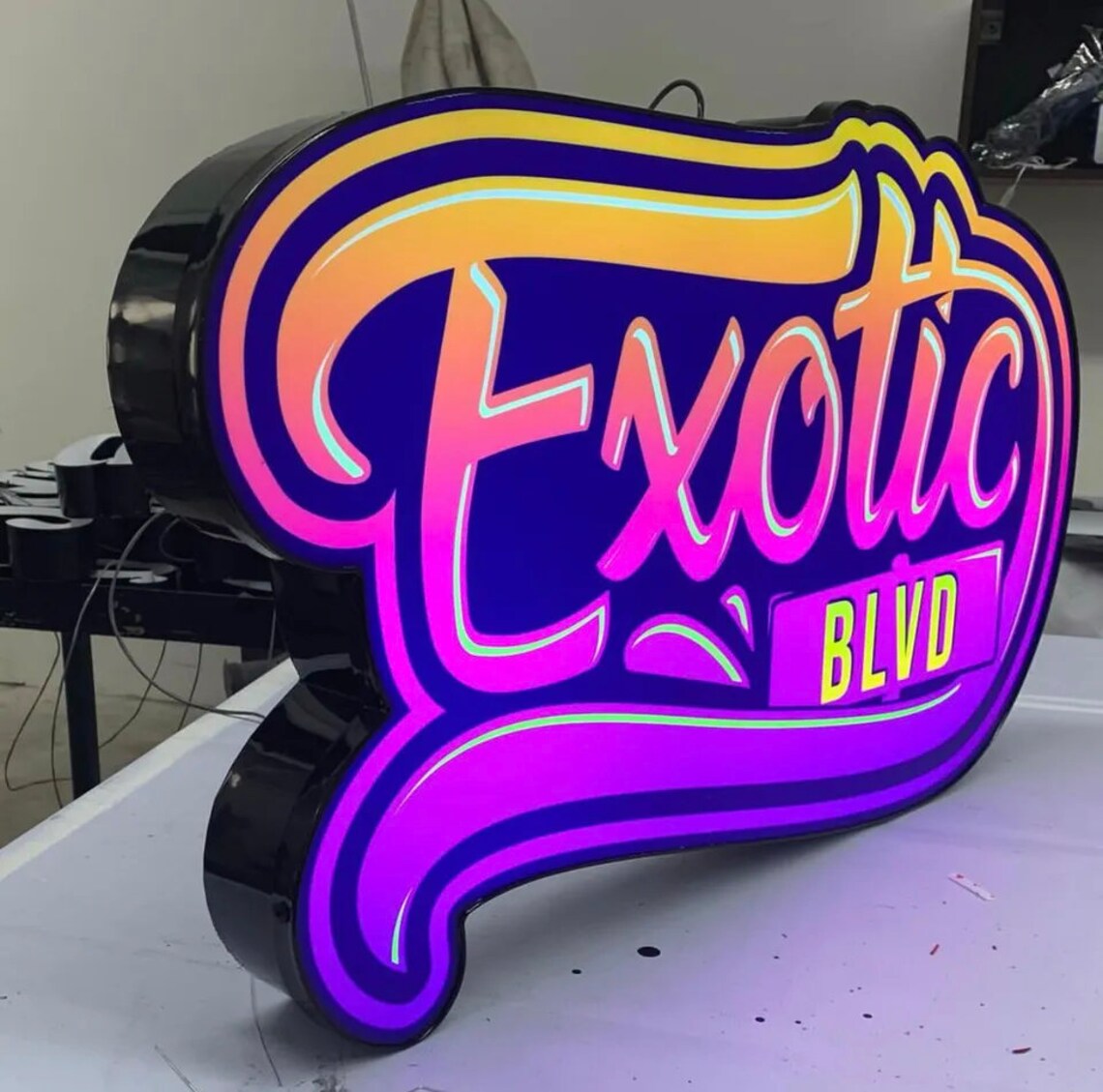 Fully Customizable Custom Neon Lightbox Acrylic Neon Sign LED Neon
