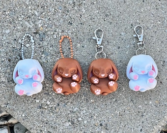 Cute Sleeping Bunny Keychain | Kawaii Rabbit Charm for Backpack | Fidget Accessory | Gift for Animal Lover | Aesthetic Bag Accessory