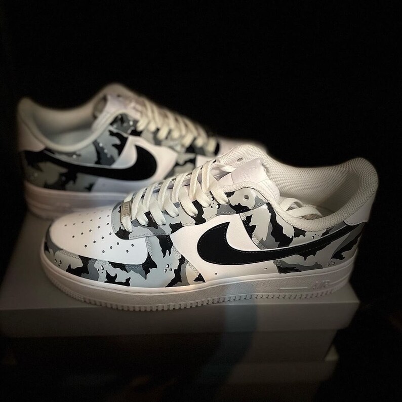 costumed nike air force