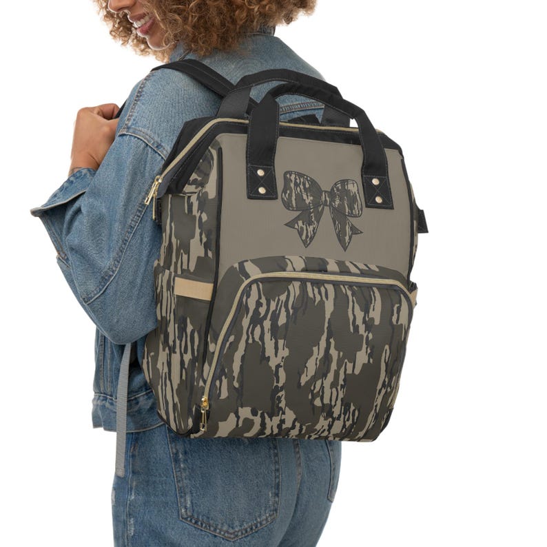 Mochila Coquette con diseño de camuflaje de árbol: bolsa de pañales de viaje de nailon imagen 6