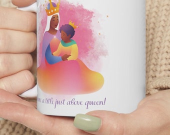 queen mom Mug, Royal Mother Gift, Crown Tea Cup, Mommy Coffee Mug, Queen Bee Mug