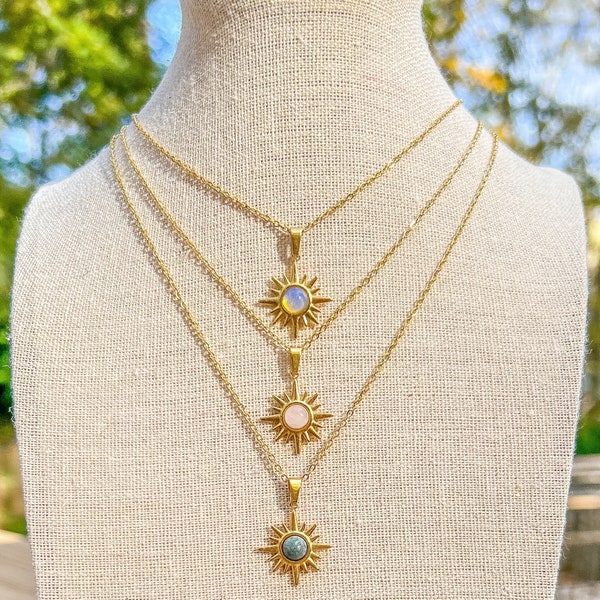 Sun Charm Gemstone Gold Chain Necklace/Opalite/Rose Quartz/Labradorite/Elegant Chain Boho Necklace/Hippie Jewelry/Celestial Necklace/Gift