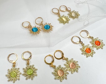 Sunburst Gold Hippie Huggies/Sun Earrings/Boho Small Sun Huggies/Hippy Jewelry/Crystal Jewelry/Gift for Her/Celestial Earrings/Gift