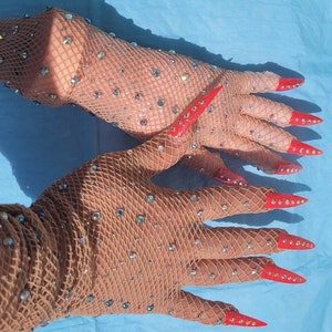 Barb Gloves