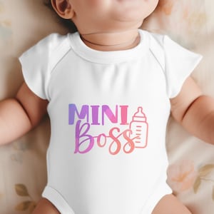 Babymeisje Romper SVG-ontwerp, schattige babymeisje Eps Print, Mini Boss Kraamcadeau, Babyshirt Art Print, downloadbare SVG Pdf Dxf Eps Png
