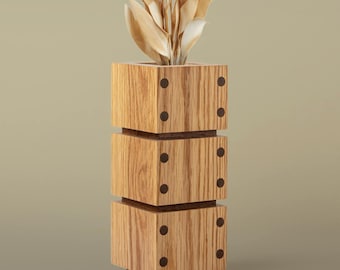 Jarrón de flores artesanal con detalles en roble blanco y nogal — Incluye inserto de vidrio