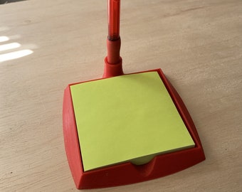 Post-It / sticky note dispenser and pen holder