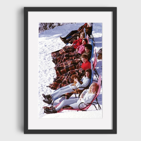 VINTAGE APRES SKI Photo Print - Digital Download, Printable Art, Vintage Ski Art, Ski Home Decor, Ski Lodge Wall Decor, Ski Poster