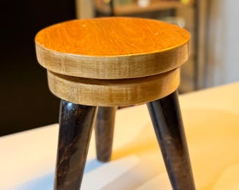 Taburete trípode de madera para estudio de arte – Torno artesanal para cerámica y trabajos creativos