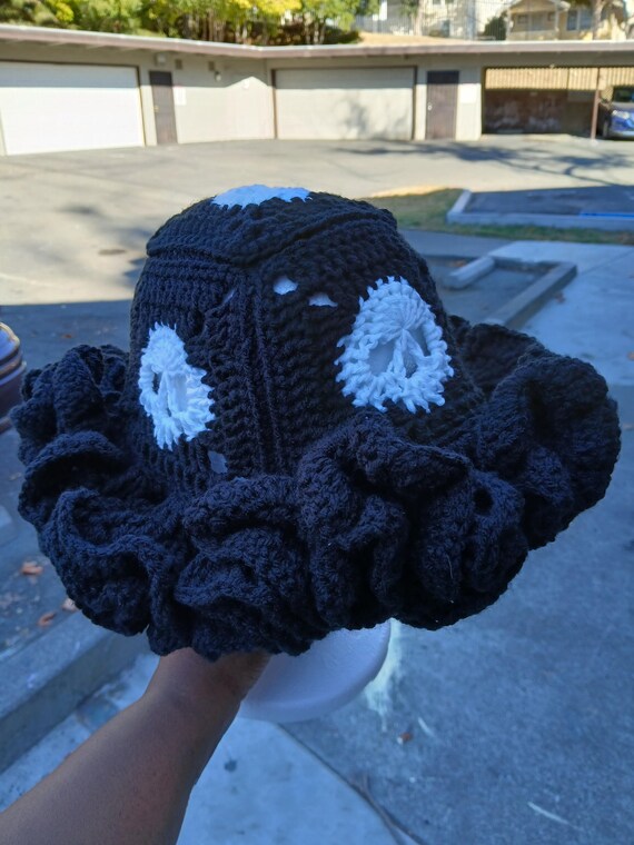 Skull Granny Square Crochet Ruffle Bucket Hat - Etsy display picture 2